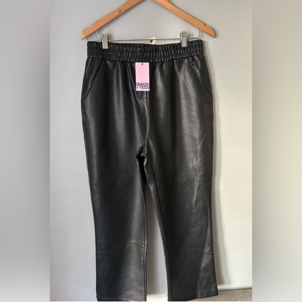 Smash +Tess Murphy Vegan Leather Pants Black. Elastic waist size L NWT!